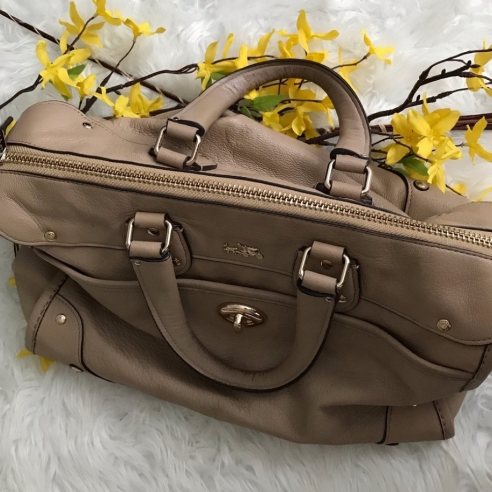 Authentic Coach Rhyder Satchel Purse Bag - Picture 4 of 9